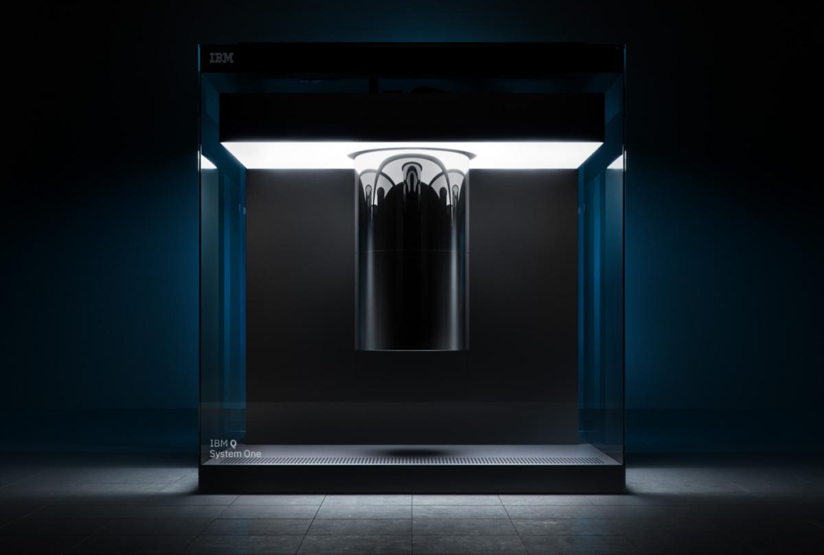 IBM introduces a first quantum computer close to commercialization IBM introduces a first quantum computer close to commercialization