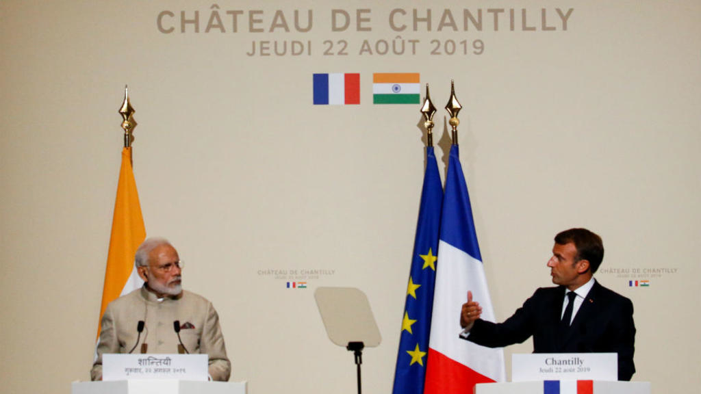 Emmanuel Macron and Narendra Modi support Atos' quantum center in India