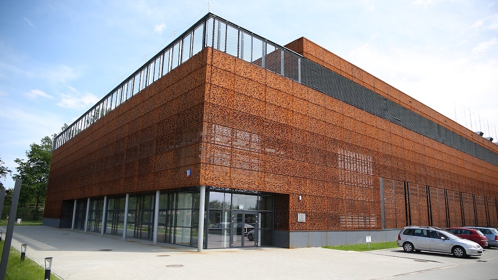Interdisciplinary Centre for Mathematical and Computational Modelling (ICM), University of Warsaw, Poland Interdisciplinary Centre for Mathematical and Computational Modelling (ICM), University of Warsaw, Poland