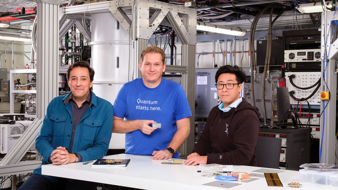 Dario Gil, Jay Gambetta and Jerry Chow holding the new 433 qubit ‘IBM Osprey’ processor