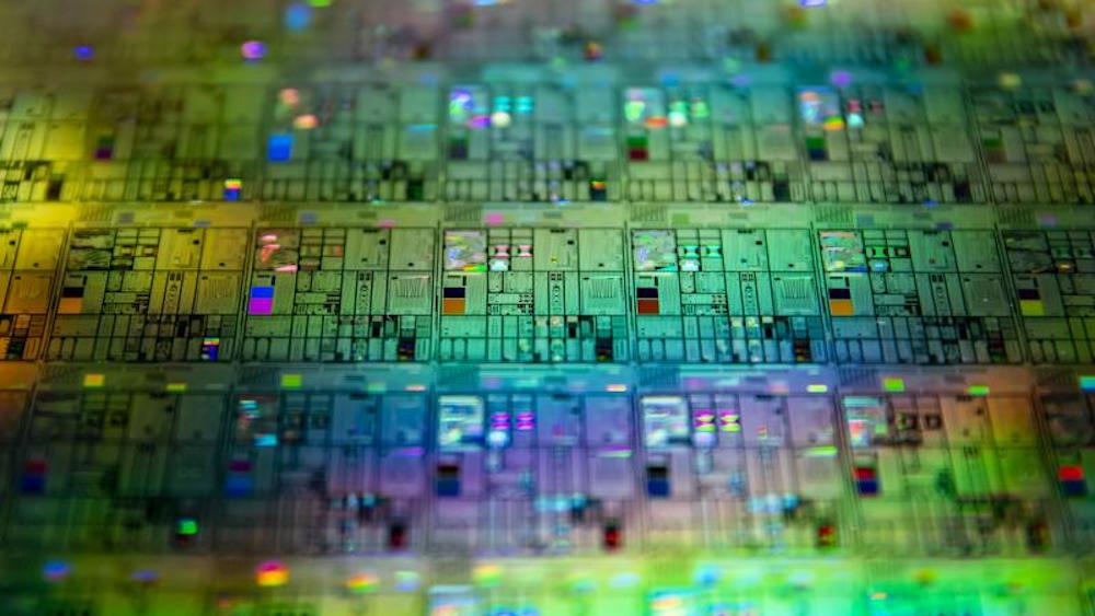 Researchers in ORNL’s Quantum Information Science group summarized their significant contributions to quantum networking and quantum computing in a special issue of Optics & Photonics News. Image courtesy of Christopher Tison and Michael Fanto/Air Force Research Laboratory.
