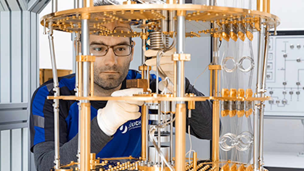 View of the inside of the European quantum computer OpenSuperQ (currently under construction) at Jülich’s Peter Grünberg Institute. Image courtesy of Forschungszentrum Jülich / Ralf-Uwe Limbach.