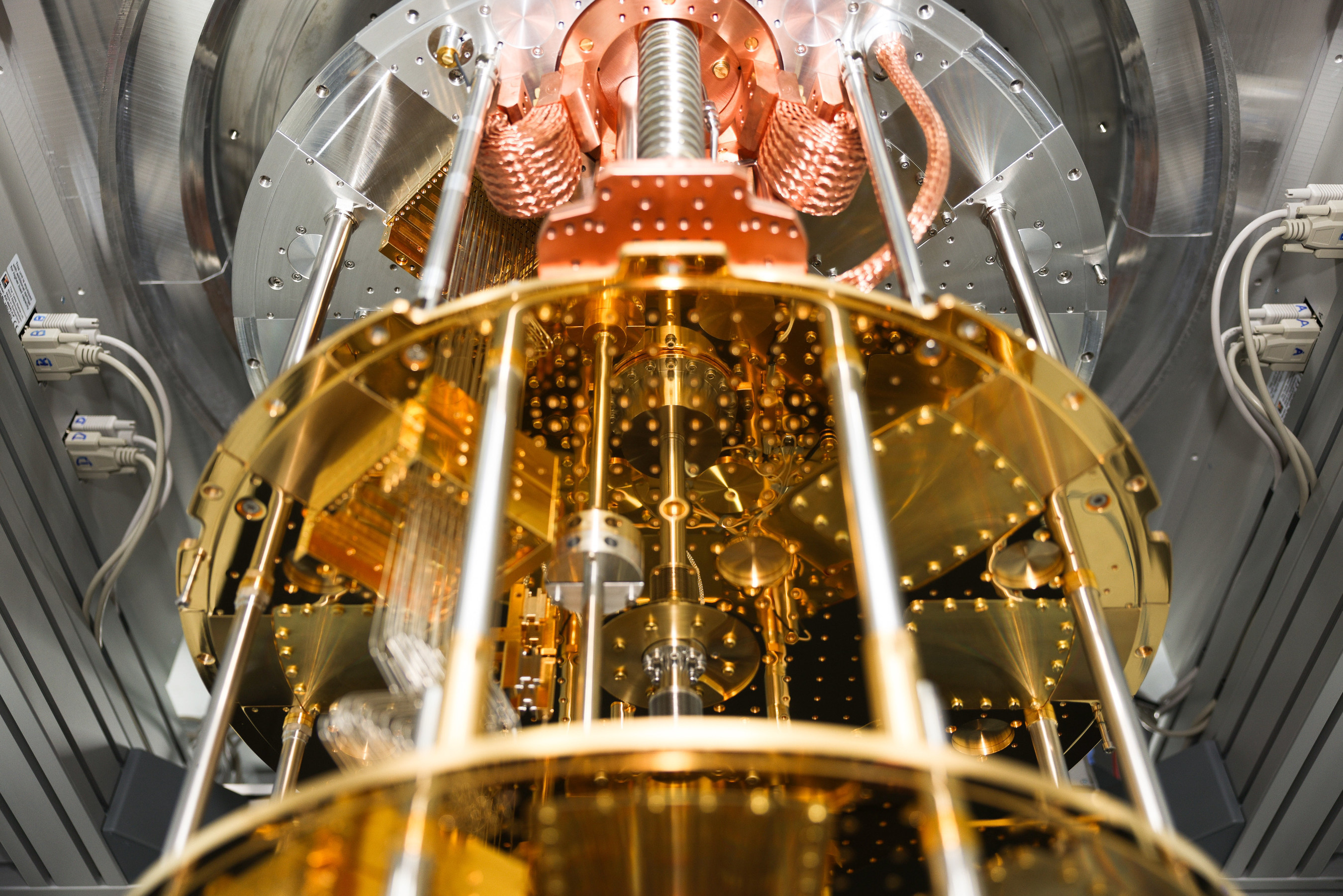 Located at Baidu’s Quantum Computing Hardware Lab in Beijing, “Qian Shi” is Baidu’s first industry-level superconducting quantum computer. Located at Baidu’s Quantum Computing Hardware Lab in Beijing, “Qian Shi” is Baidu’s first industry-level superconducting quantum computer.