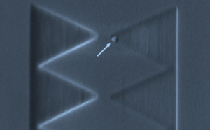 Qubit component positioned with nanoscale precision Qubit component positioned with nanoscale precision