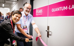 Oliver Holschke and Marc Geitz open the quantum lab of Deutsche Telekom © Deutsche Telekom/Reinaldo Coddou H. 2023